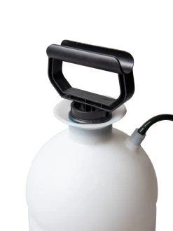 Sprayer Tank With Coil Hose Wand -Garden Care Shop 3 4 crop 8612969 0021