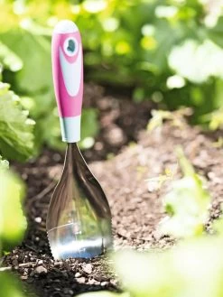 Dirty Little Digger™ -Garden Care Shop 8594982 9961 tif