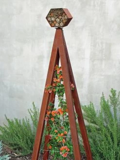 Bee Bungalow + Akoris Garden Tuteur Sr. -Garden Care Shop 8600532 06V tif