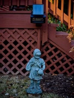 Solar Flood Light -Garden Care Shop 8607650 04v