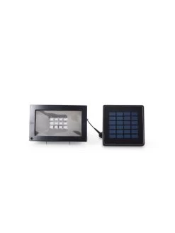 Solar Flood Light -Garden Care Shop 8607650 08v