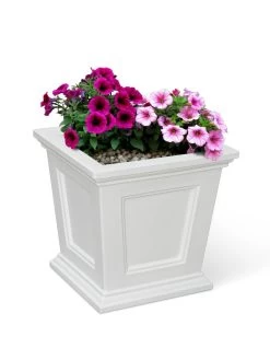 Fairfield Self-Watering Square Planter, 16” X 16” -Garden Care Shop 8611695 16V tif